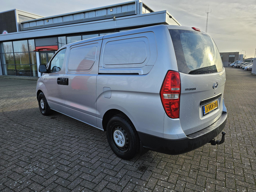 Hyundai H300