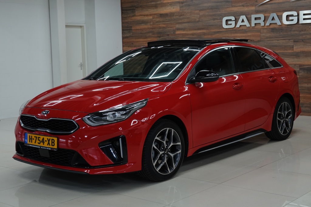 Kia Proceed