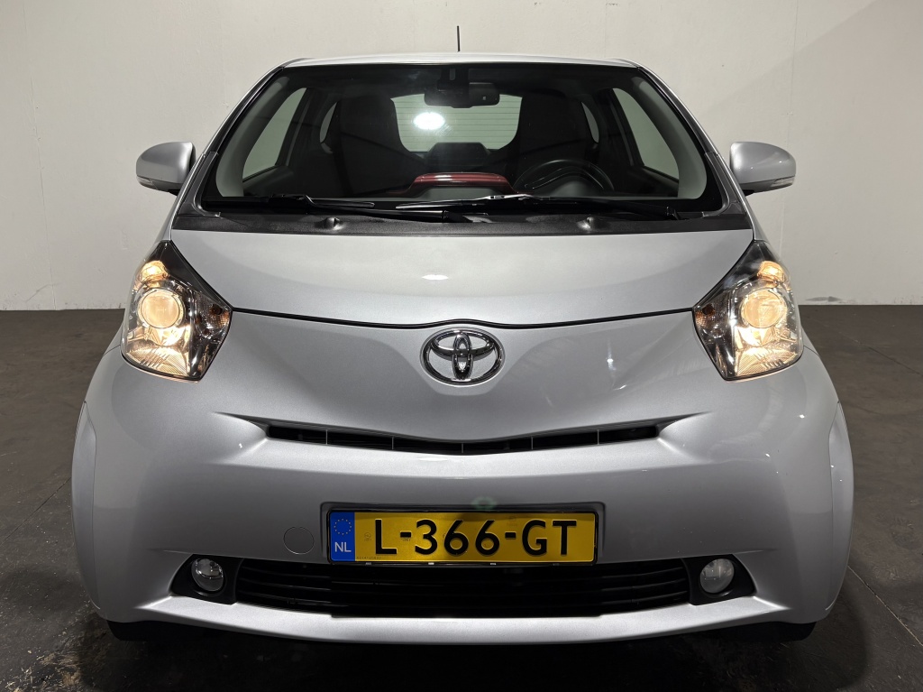 Toyota Iq