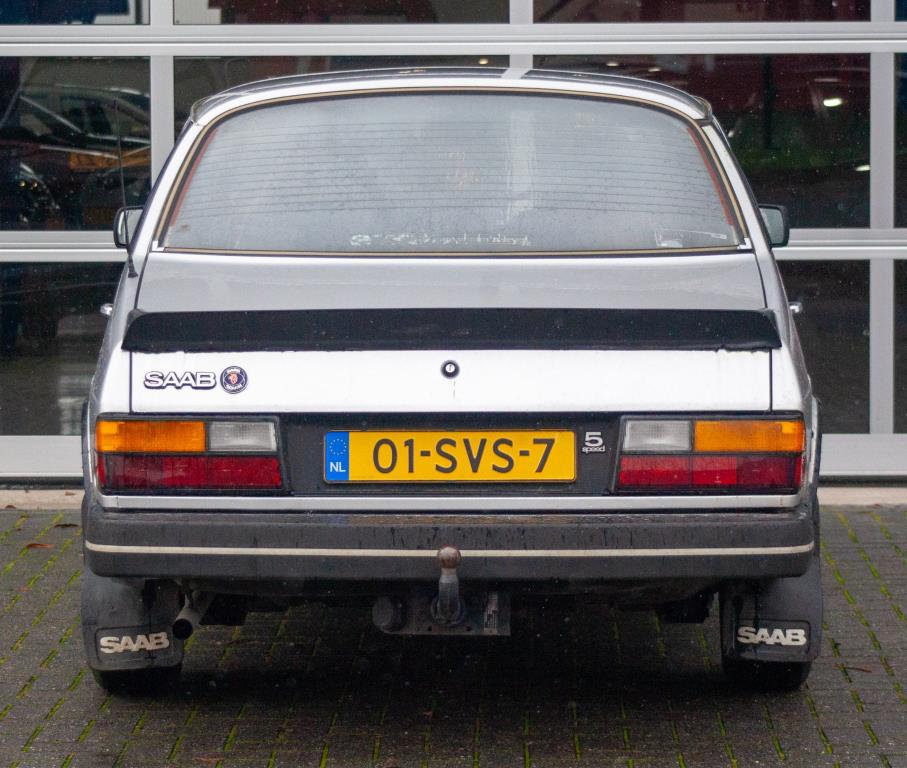 Saab 900
