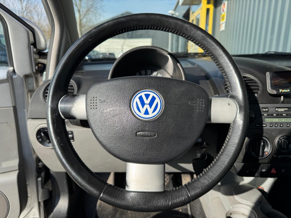 Volkswagen New Beetle