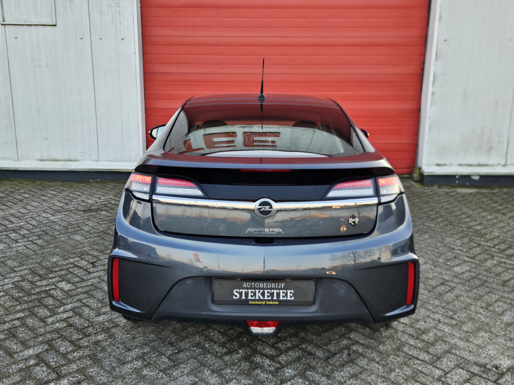Opel Ampera