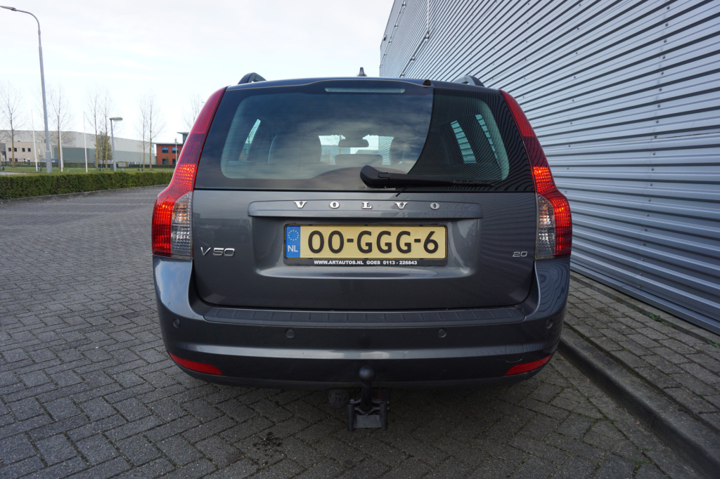 Volvo V50