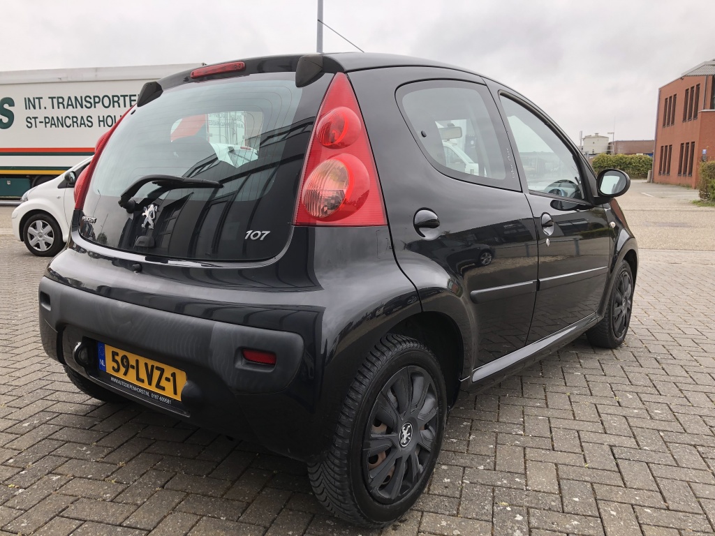 Peugeot 107