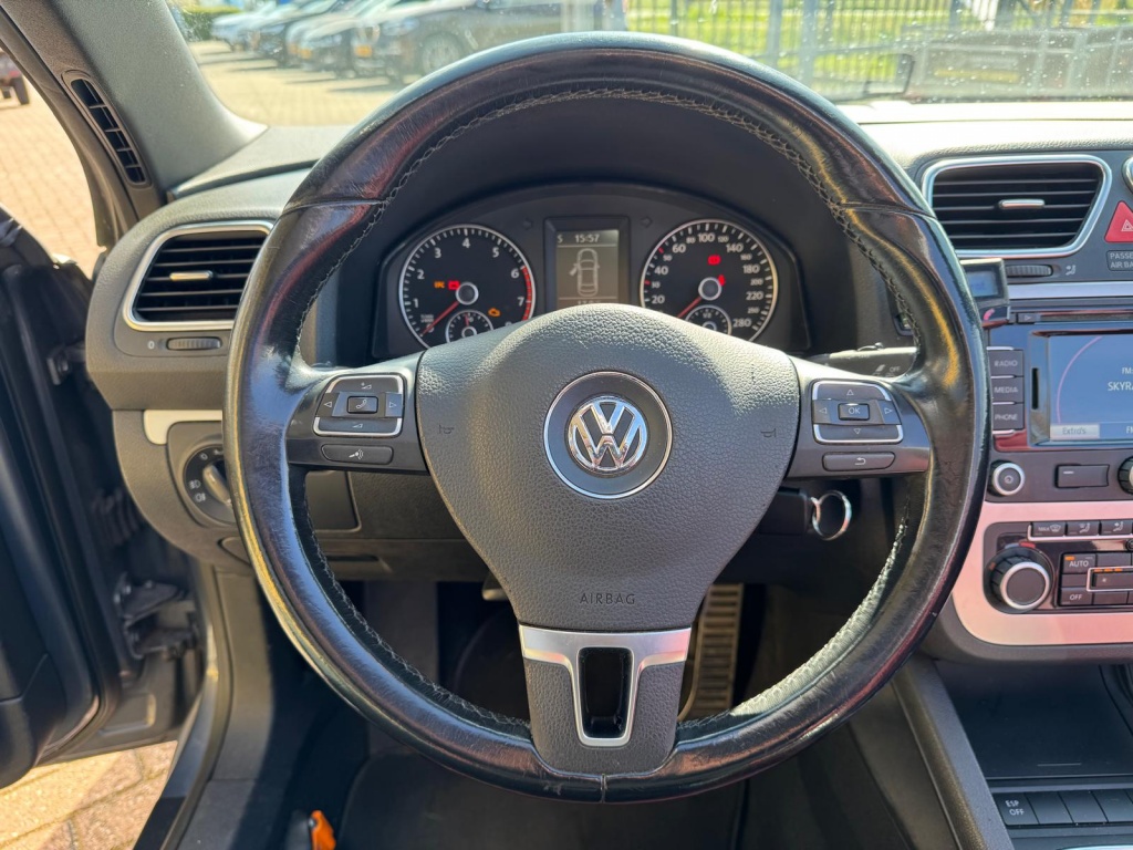 Volkswagen Eos