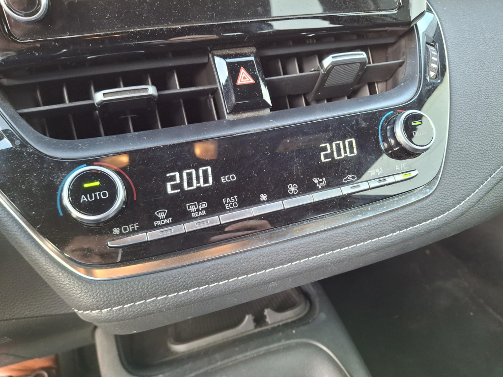 Toyota Corolla Touring Sports