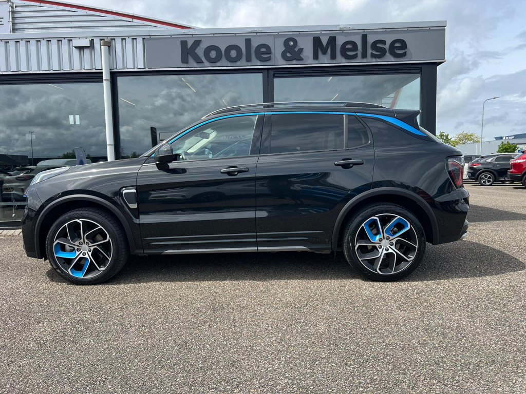 Lynk & Co 01