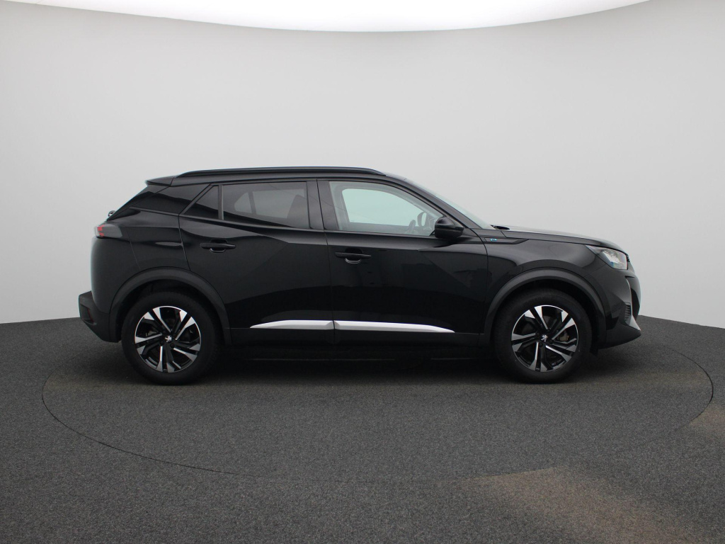 Peugeot E-2008
