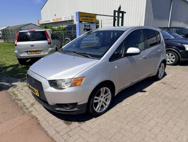 Mitsubishi Colt