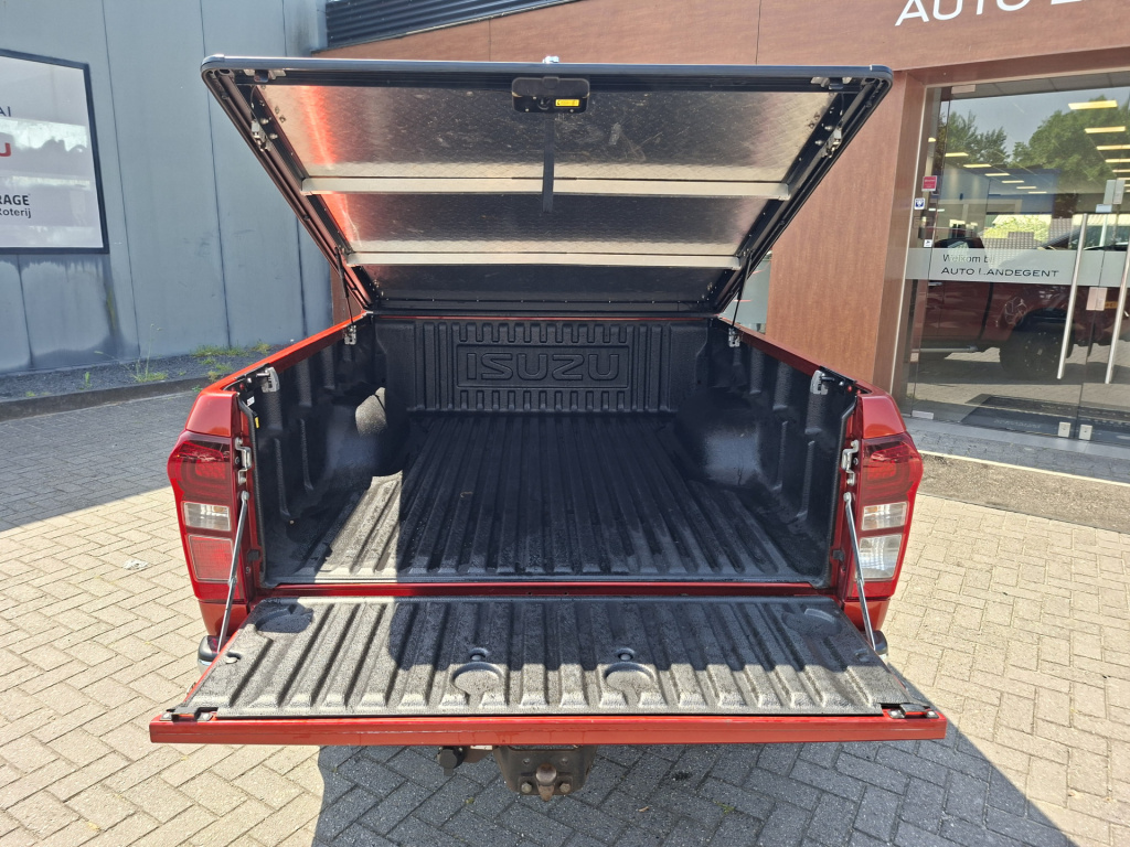 Isuzu D-max
