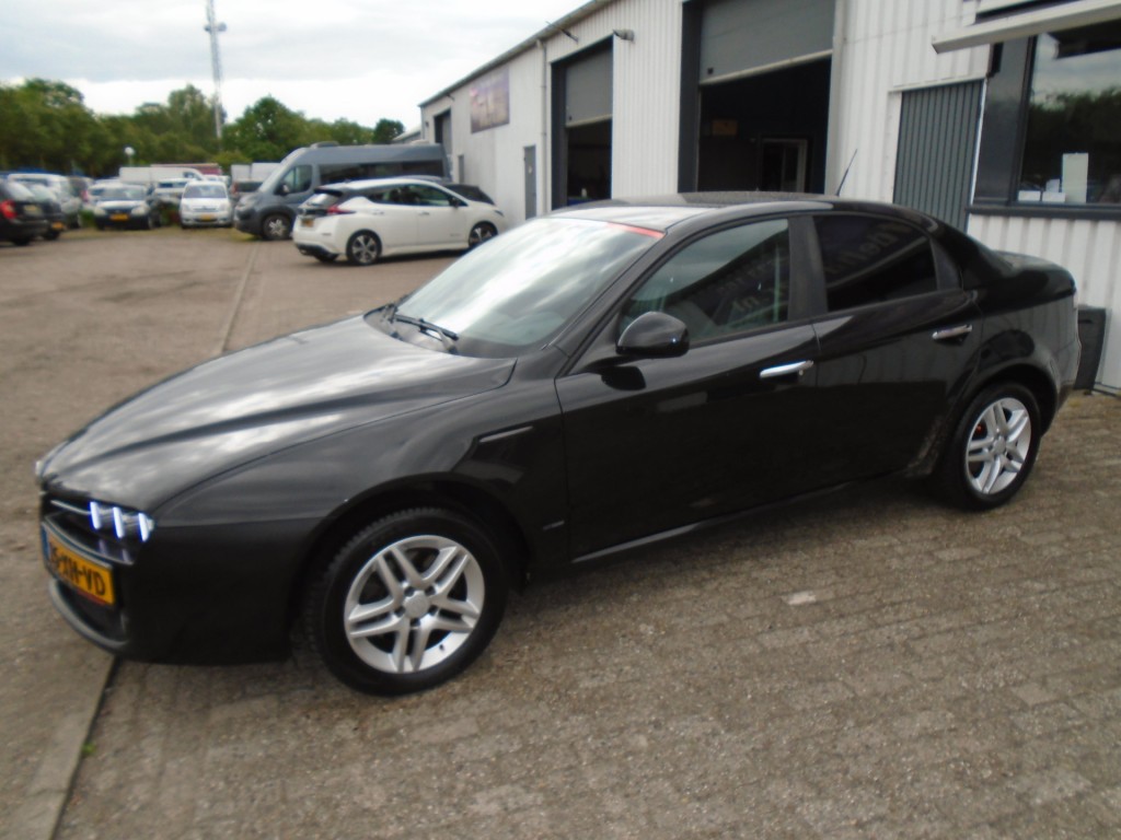 Alfa Romeo 159