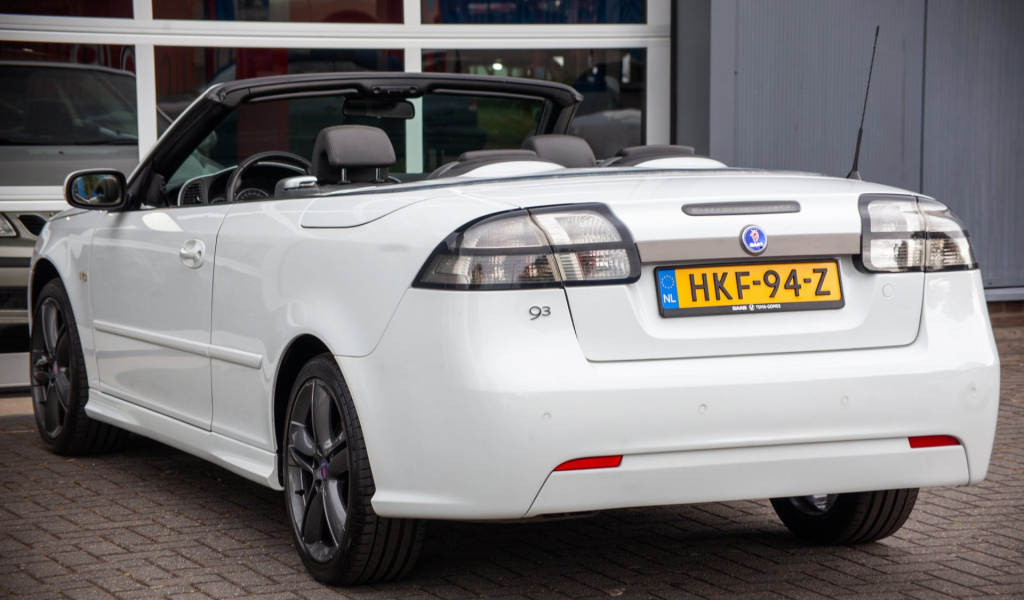 Saab 9-3