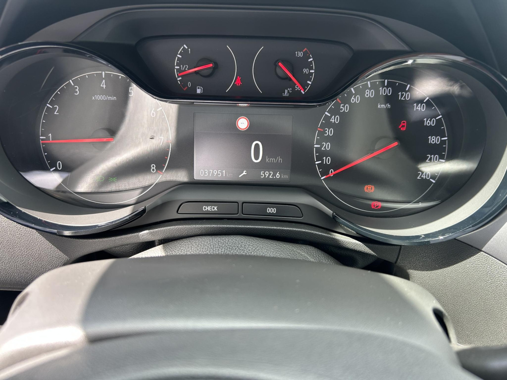 Opel Crossland X