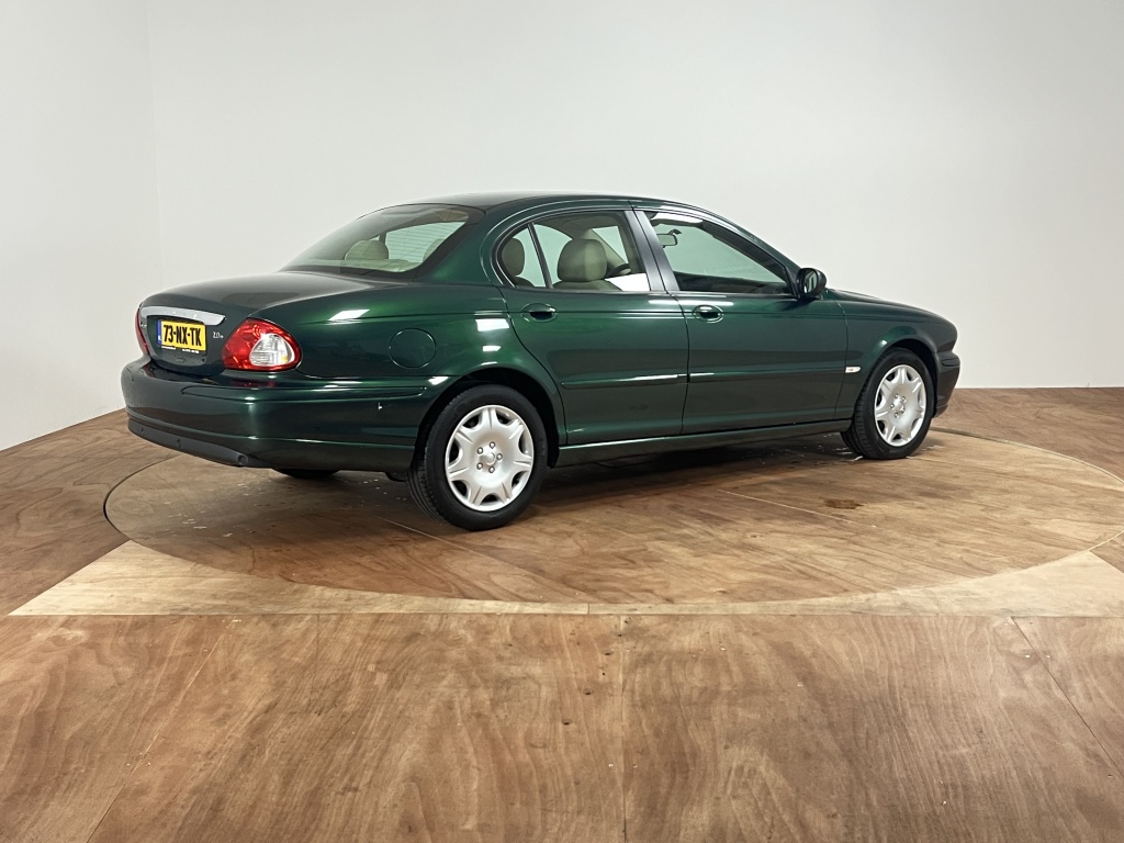Jaguar X-type