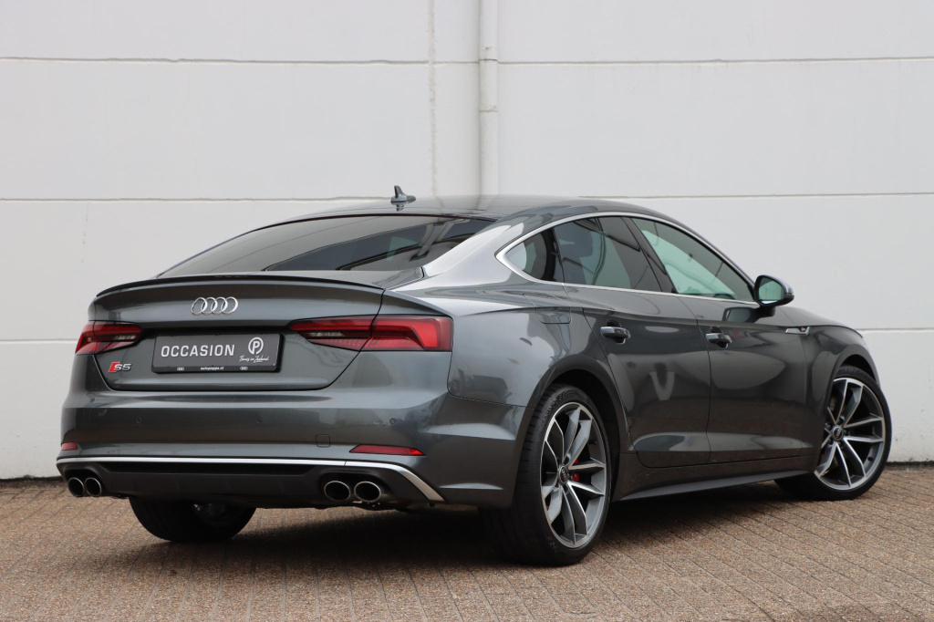Audi S5