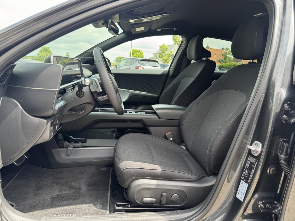 Hyundai Ioniq 6