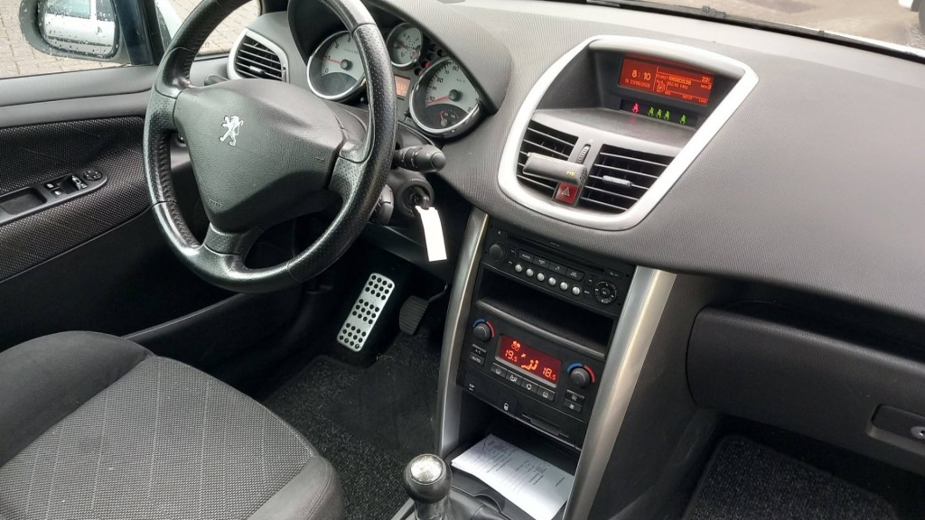 Peugeot 207