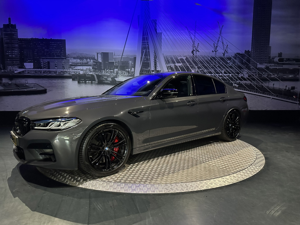 BMW M5