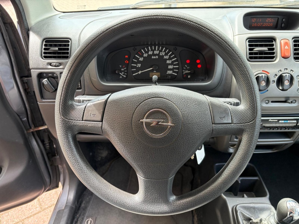 Opel Agila