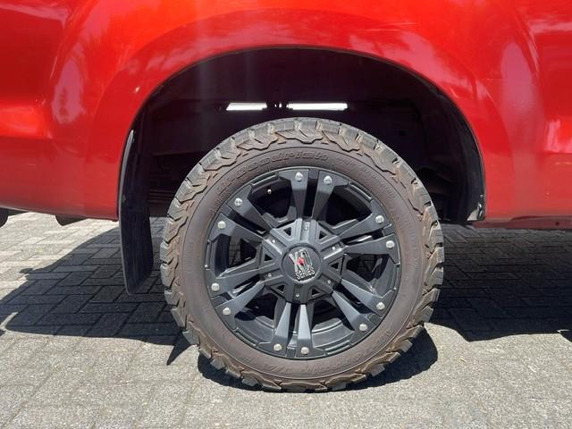 Isuzu D-max