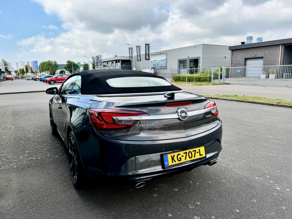 Opel Cascada