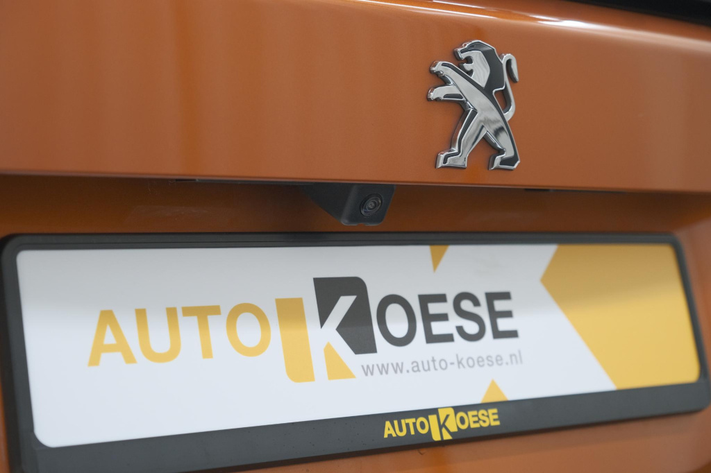 Peugeot E-2008