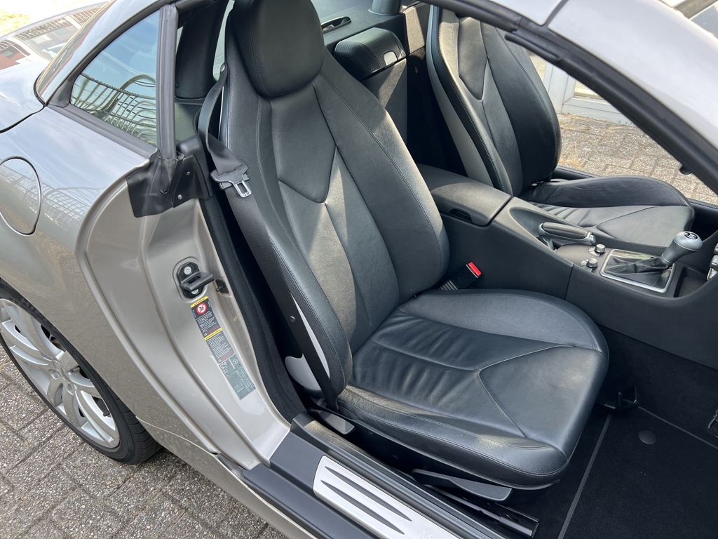 Mercedes-Benz SLK
