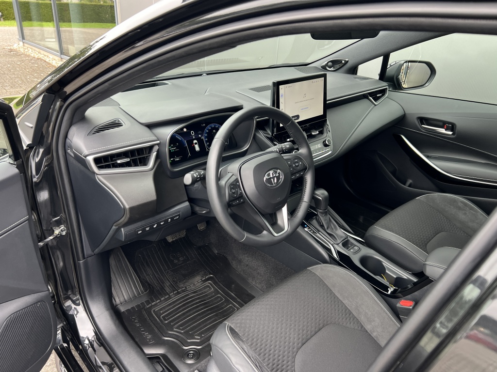 Toyota Corolla Touring Sports