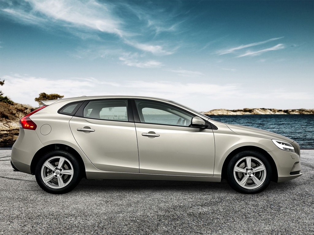 Volvo V40