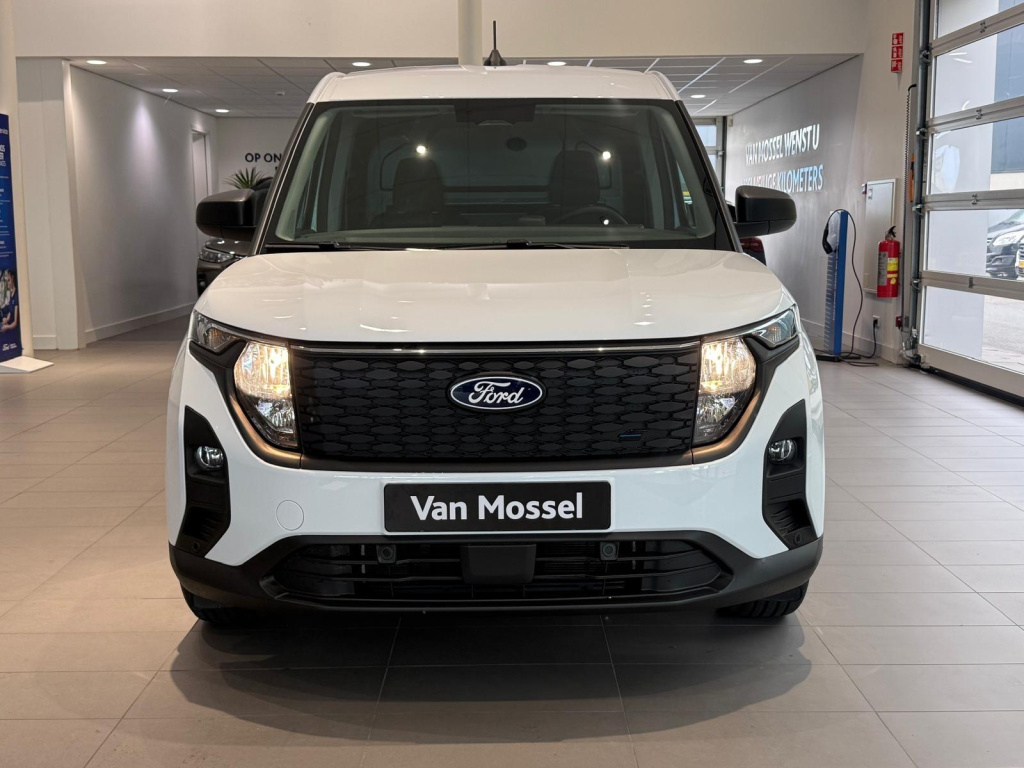 Ford E-transit Courier
