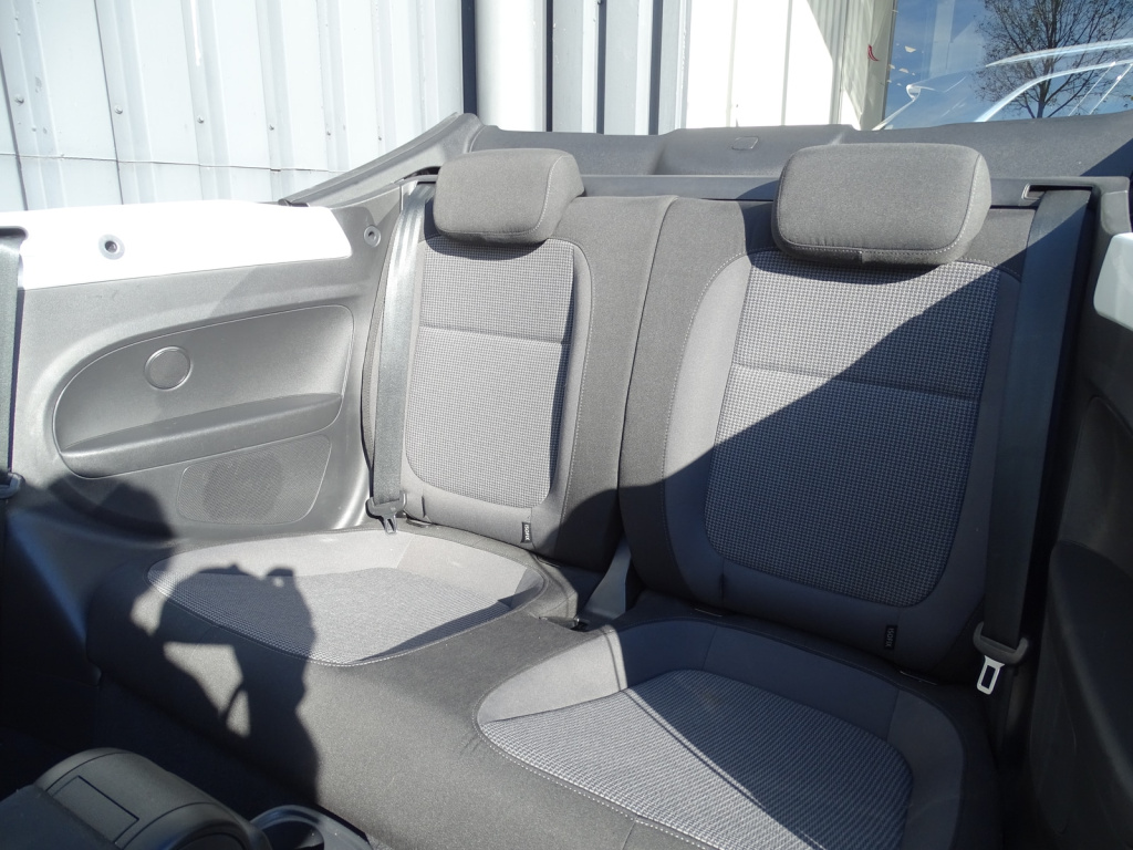 Volkswagen New Beetle