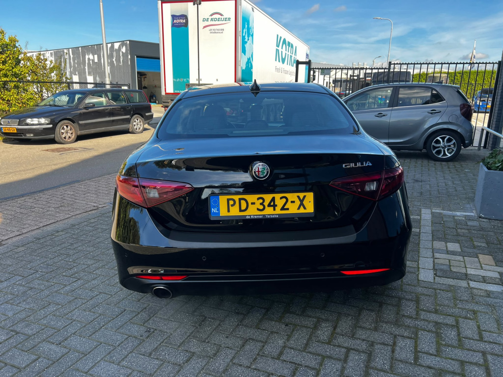 Alfa Romeo Giulia