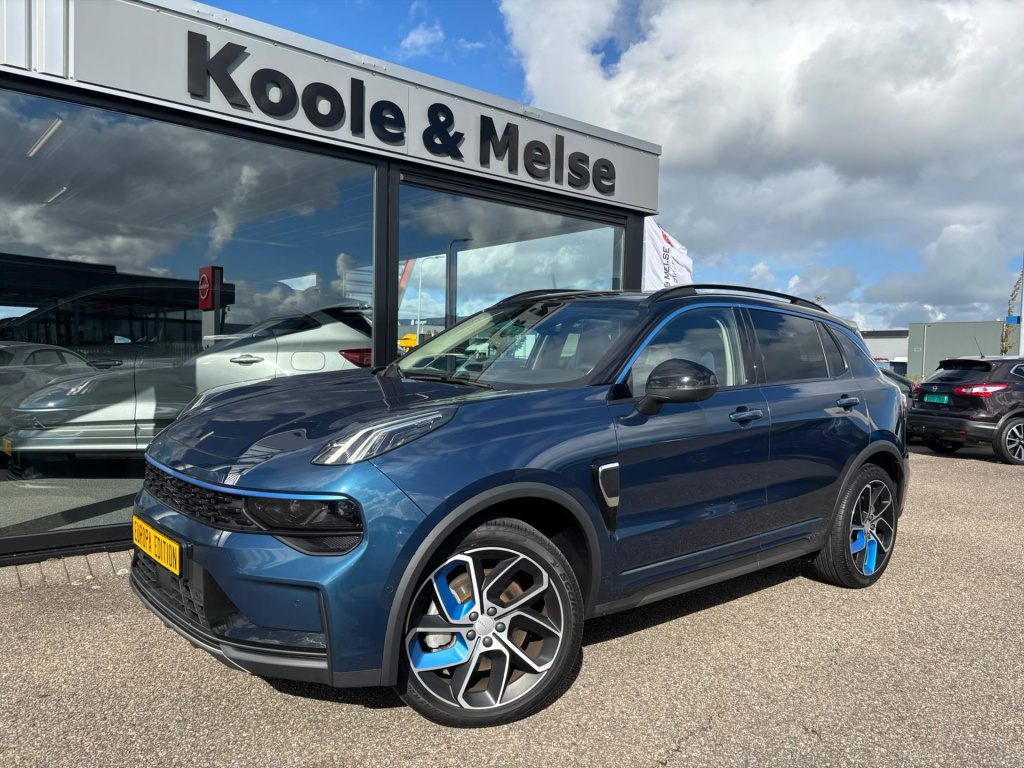 Lynk & Co 01