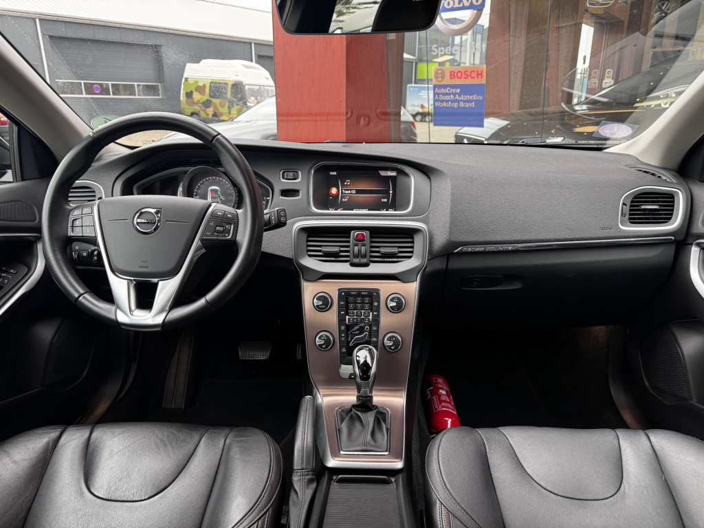 Volvo V40