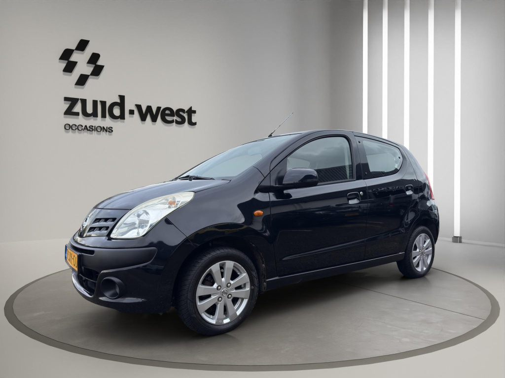 Nissan Pixo