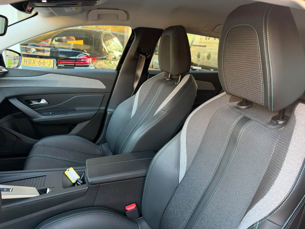 Peugeot E-308