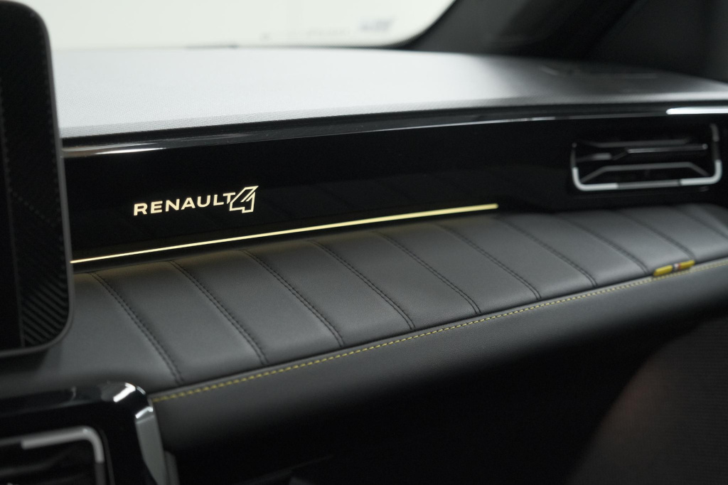 Renault 4