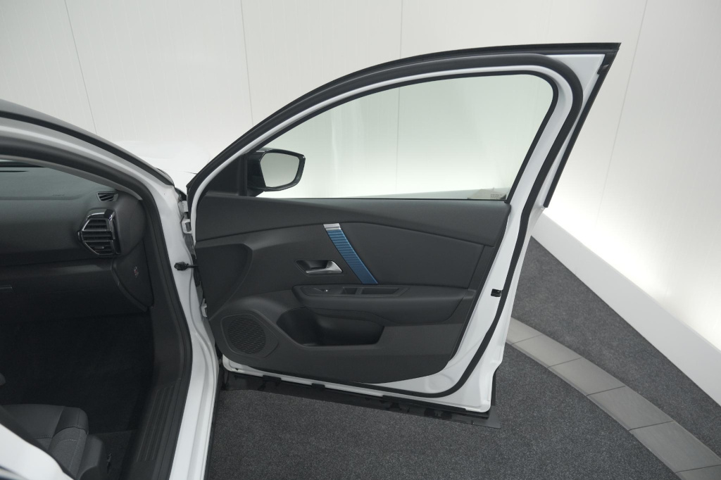 Citroen Ë-c4