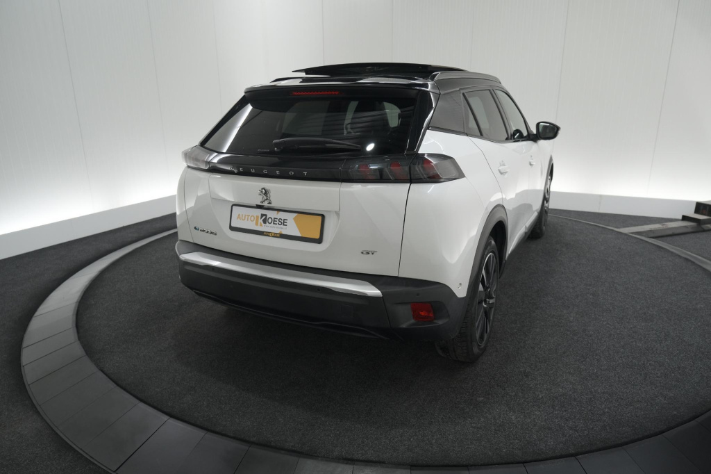 Peugeot E-2008