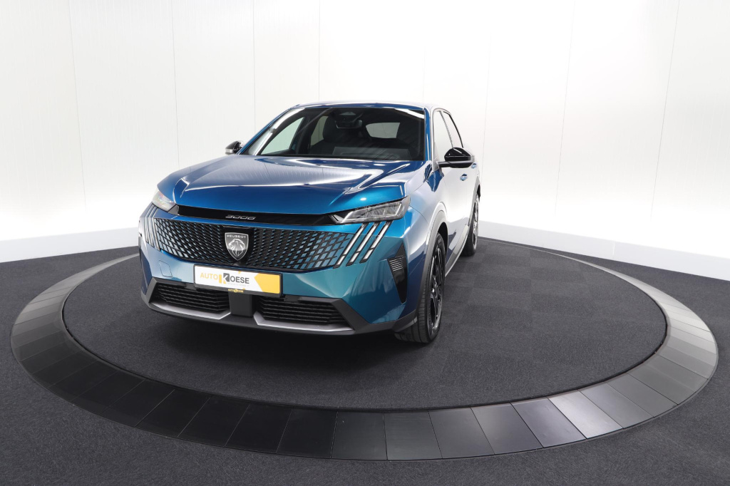 Peugeot E-3008
