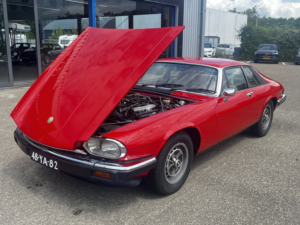 Jaguar Xj
