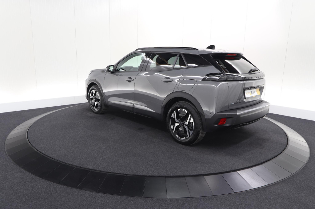 Peugeot E-2008