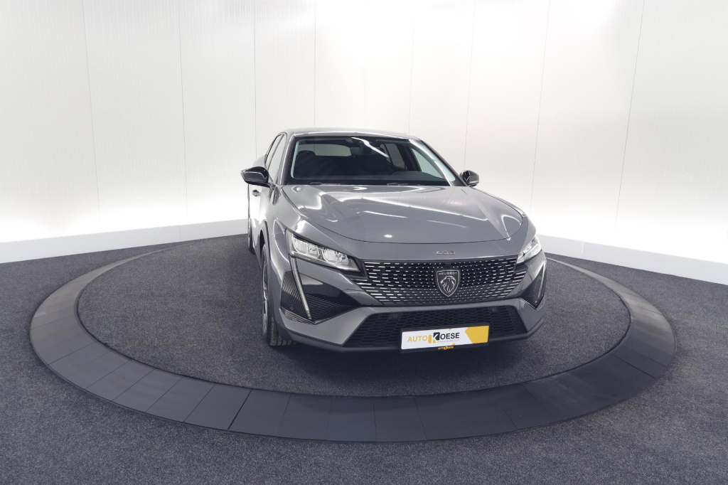 Peugeot 408