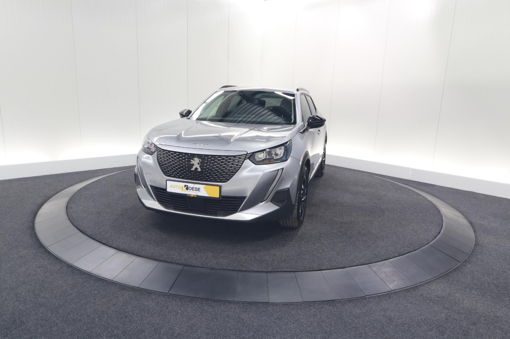 Peugeot E-2008