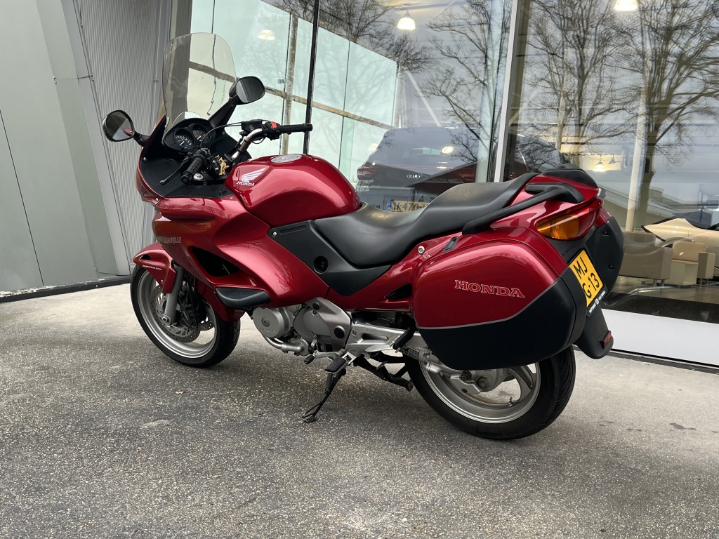 Honda Nt 650