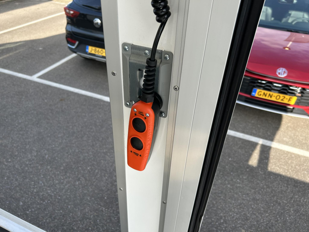 Maxus Edeliver9
