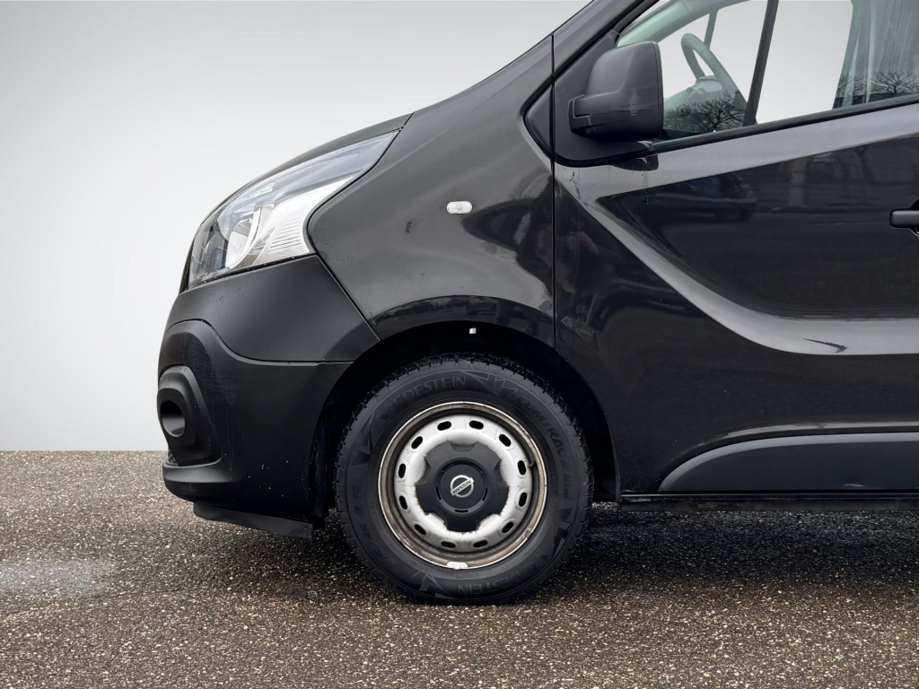 Nissan Nv300