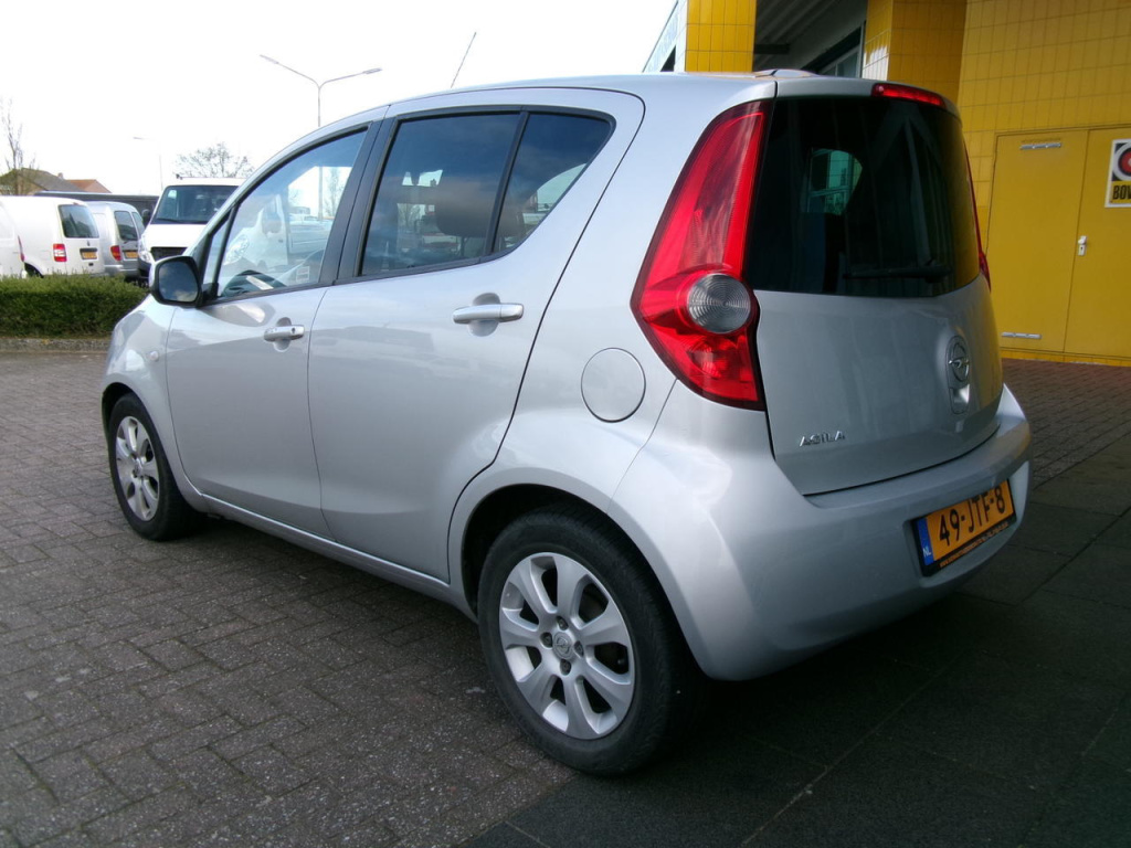 Opel Agila