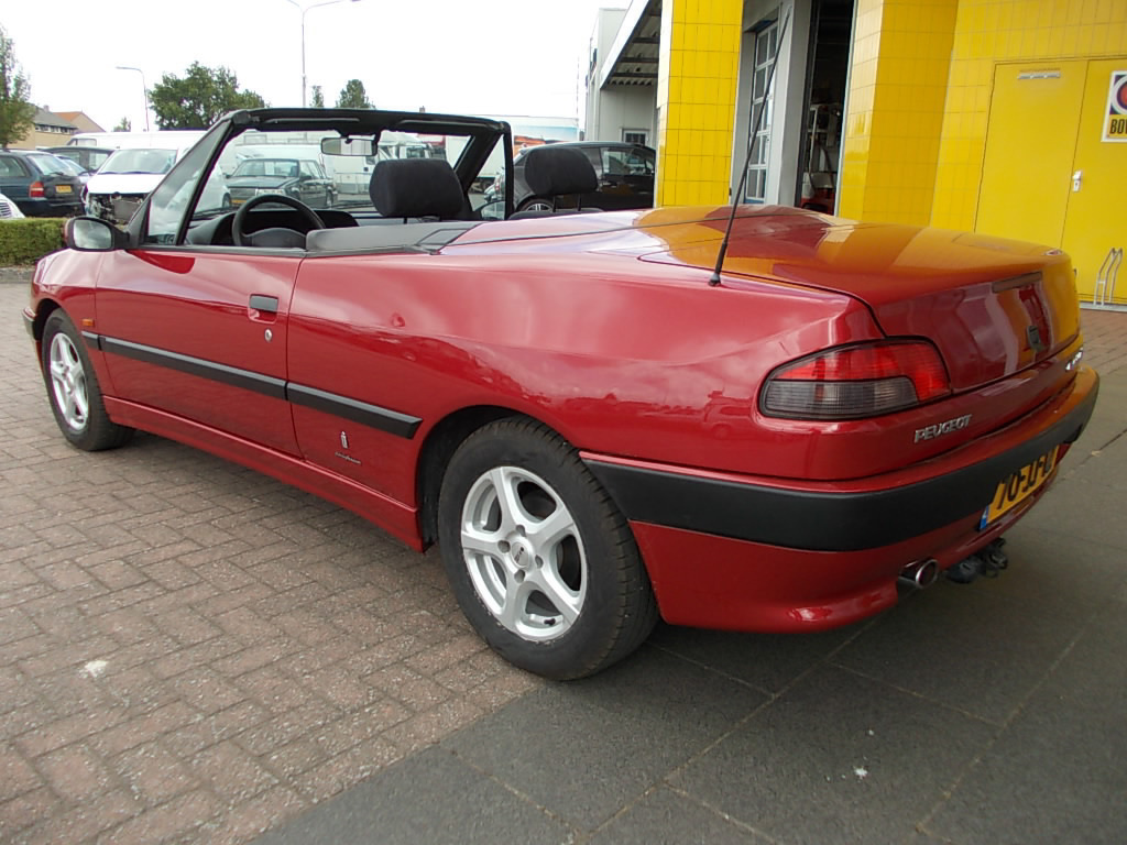 Peugeot 306