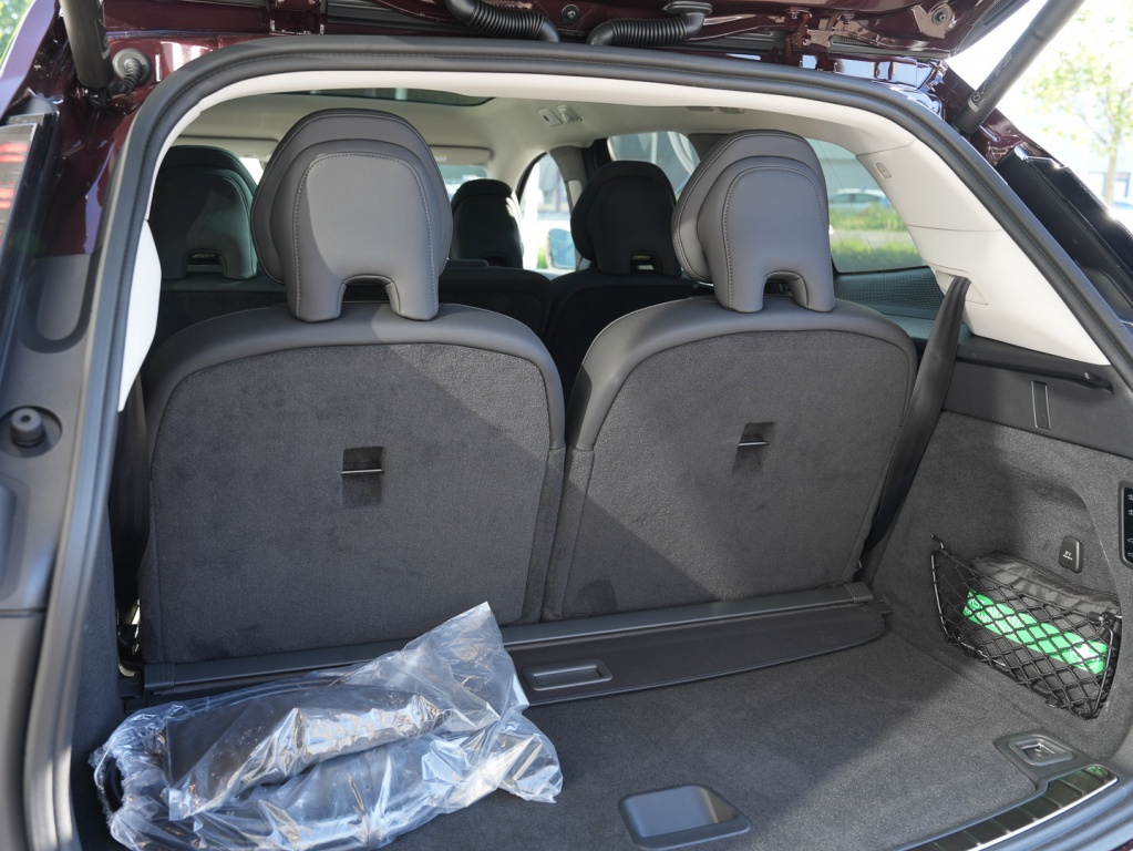 Volvo Ex90